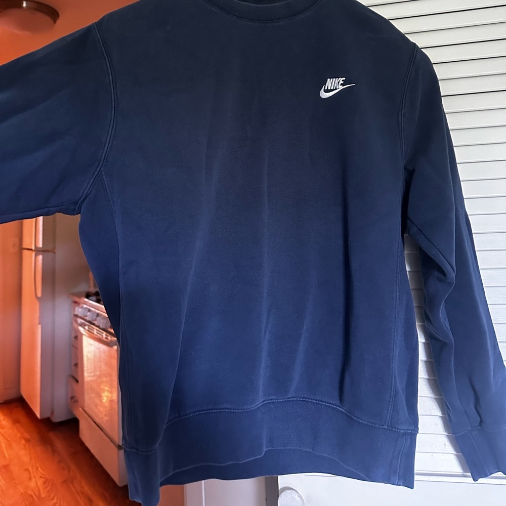 Navy blue Nike crew neck